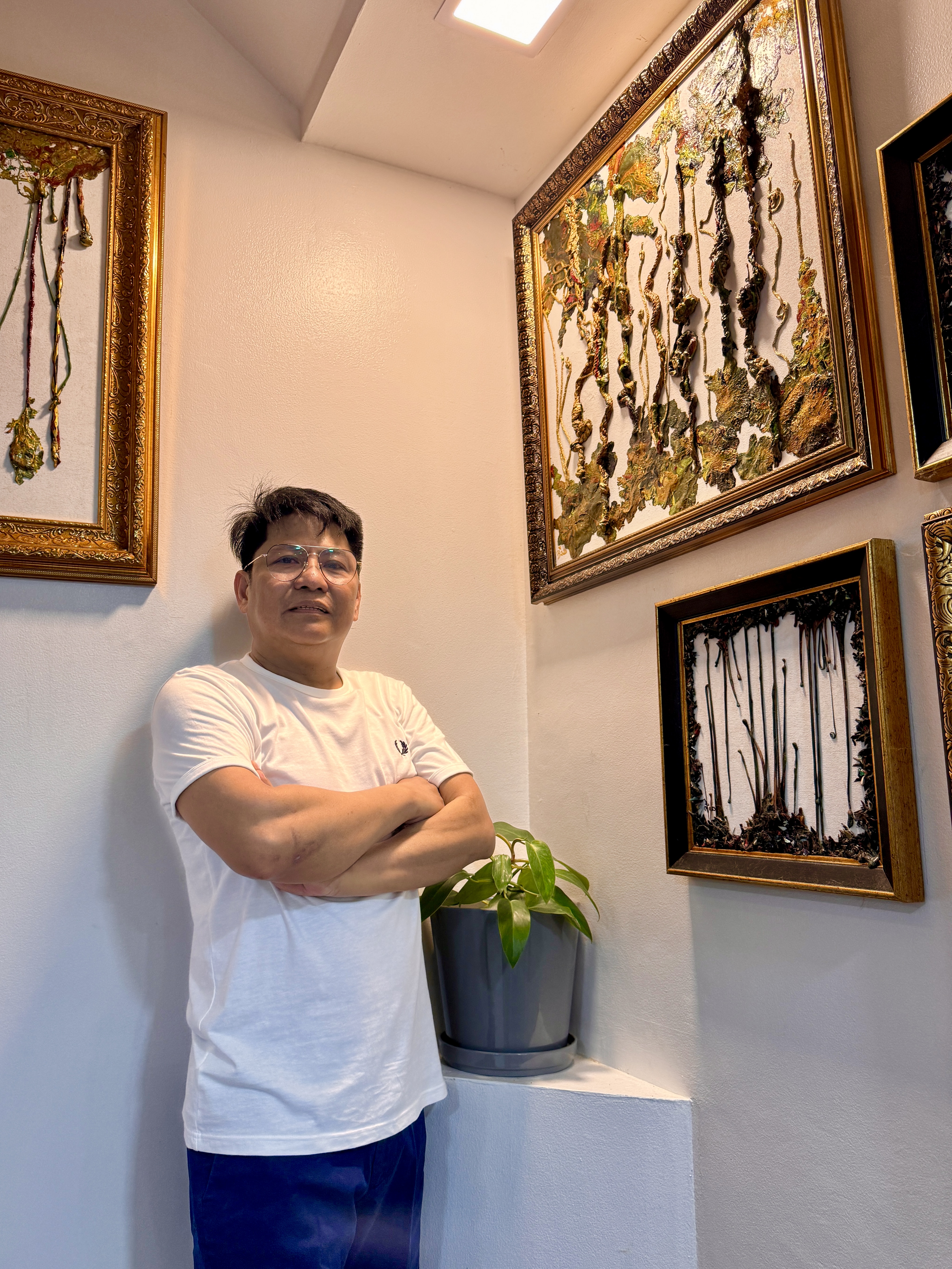 drybrush Gallery - Philippine/Local artists - Ramil Esguerra -  Painter